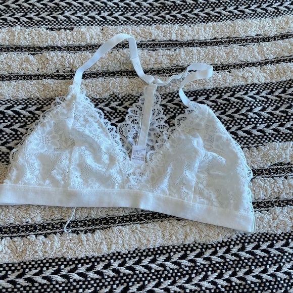 NWOT shein lace white bralette sz.S - Picture 1 of 4
